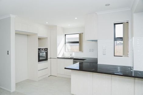 Photo of property in 79a Russell Road, Manurewa, Auckland, 2102