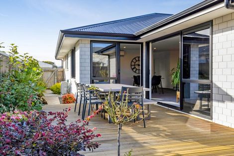 Photo of property in 69 Wilson Street, Hawera, 4610