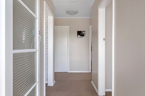Photo of property in 135 Clevedon Road, Papakura, 2110