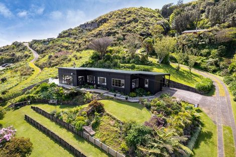Photo of property in 69 North Street, Mokau, 4376