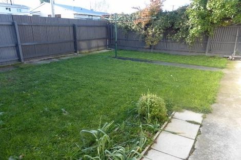 Photo of property in 4 Croziers Road, St Albans, Christchurch, 8052