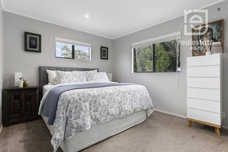 Photo of property in 17 Longview Rise, Massey, Auckland, 0614