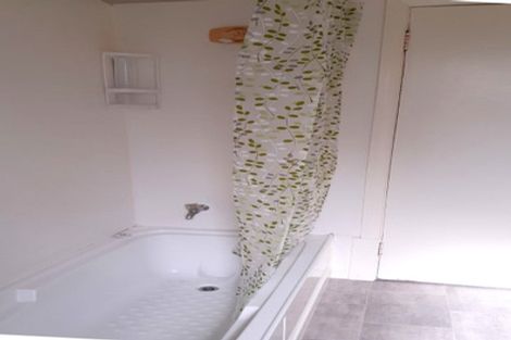 Photo of property in 46 Evans Road, Glen Eden, Auckland, 0602