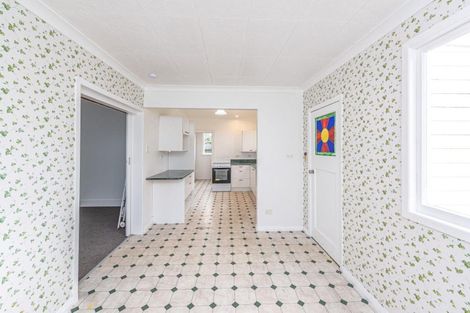 Photo of property in 22 Abbot Street, Gonville, Whanganui, 4501
