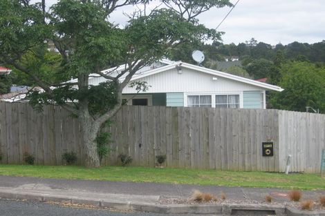 Photo of property in 1/10 Peach Road, Glenfield, Auckland, 0629