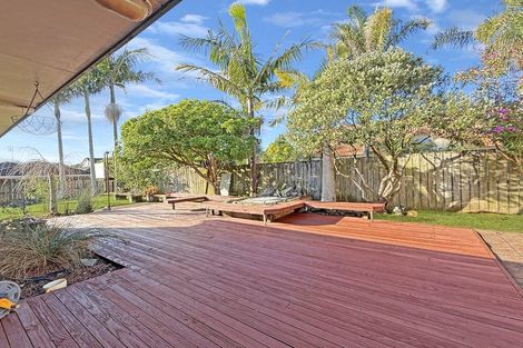 Photo of property in 79 Wairere Road, The Gardens, Auckland, 2105