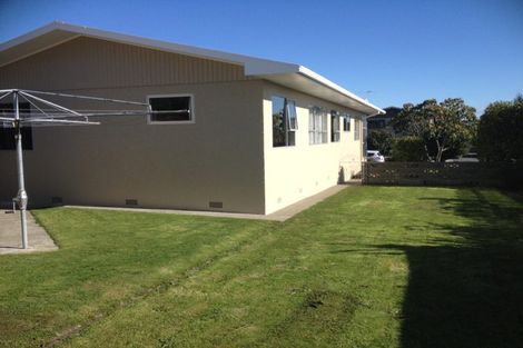 Photo of property in 32 Fergusson Street, Stoke, Nelson, 7011