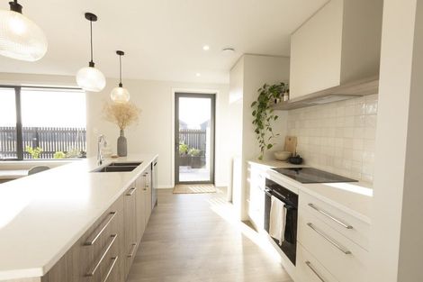 Photo of property in 2/17 Rawhiti Avenue, New Brighton, Christchurch, 8083