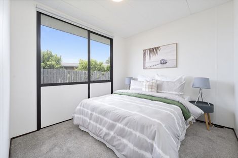 Photo of property in 11 Starforth Place, Henderson, Auckland, 0612