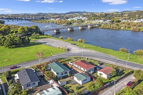 Photo of property in 24 Riverview Road, Huntly, 3700