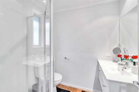 Photo of property in 19 Defoe Place, Waltham, Christchurch, 8023