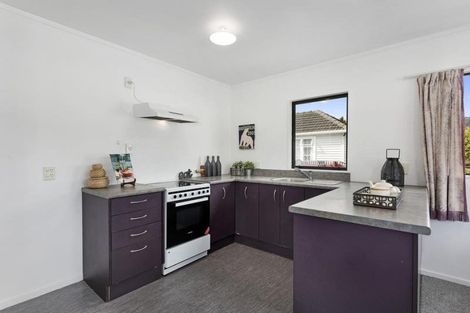 Photo of property in 126 Hewer Crescent, Naenae, Lower Hutt, 5011