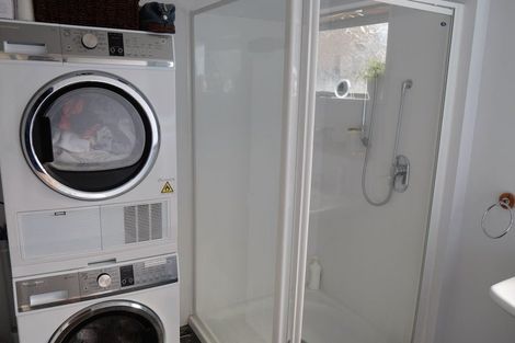 Photo of property in 132 Wadestown Road, Wadestown, Wellington, 6012