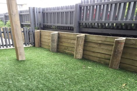 Photo of property in 4 Pheasant Lane, Hobsonville, Auckland, 0616