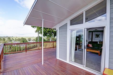 Photo of property in 124 Tuhikaramea Road, Dinsdale, Hamilton, 3204