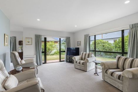 Photo of property in 16 Wentworth Street, Ilam, Christchurch, 8041