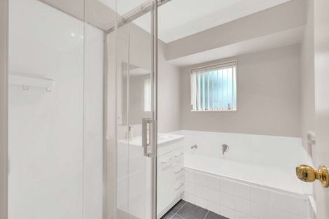 Photo of property in 63 Stratford Road, Manurewa, Auckland, 2105