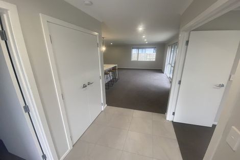 Photo of property in 250 Dixon Road, Fitzroy, Hamilton, 3206