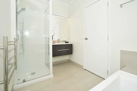 Photo of property in 2 Pryce Place, Silverdale, Hamilton, 3216