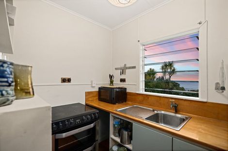 Photo of property in 8 Spray Crescent, Leigh, 0985