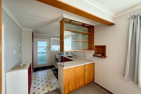 Photo of property in 71b Barrett Street, Westown, New Plymouth, 4310