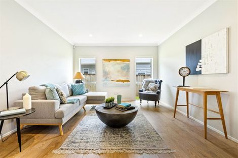 Photo of property in 44 Crabb Fields Lane, Riverhead, 0820