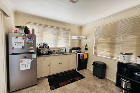 Photo of property in 270 Park Road, Hokowhitu, Palmerston North, 4410