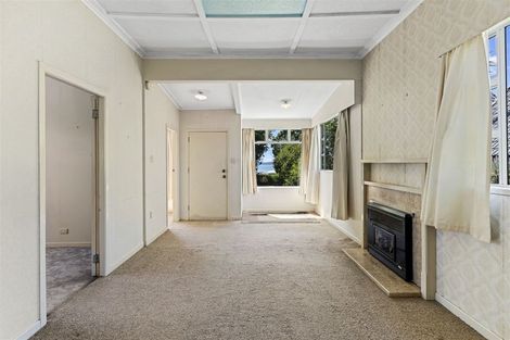 Photo of property in 42 Takutai Avenue, Half Moon Bay, Auckland, 2012