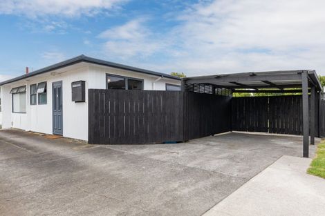 Photo of property in 15a Naumai Place, Spotswood, New Plymouth, 4310