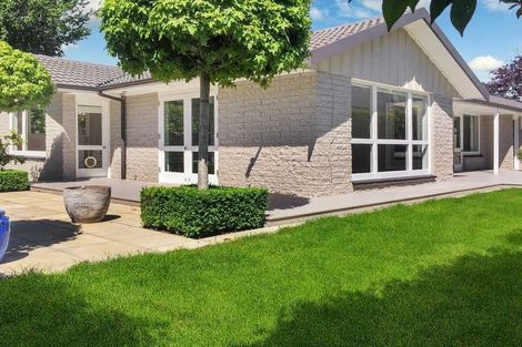 Photo of property in 61 Glandovey Road, Fendalton, Christchurch, 8052