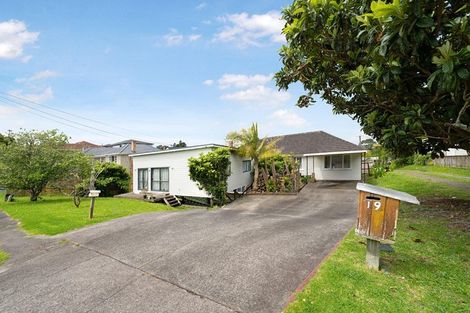 Photo of property in 19 Lynwood Road, New Lynn, Auckland, 0600