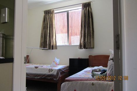 Photo of property in 17 Melmore Place, Pinehill, Auckland, 0632
