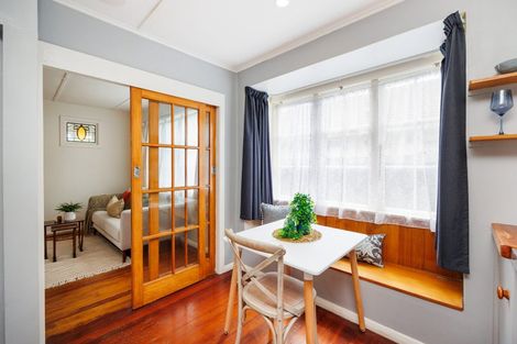 Photo of property in 654 Featherston Street, Roslyn, Palmerston North, 4414