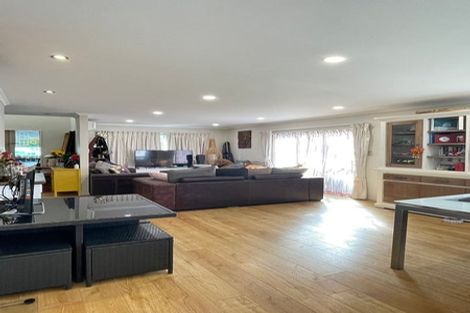 Photo of property in 43 Clover Drive, Henderson, Auckland, 0610