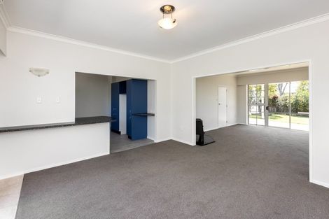 Photo of property in 114 Avondale Road, Taradale, Napier, 4112