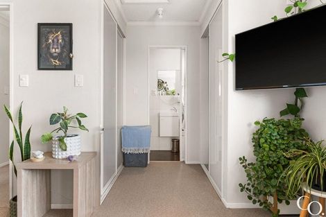 Photo of property in 4/10 Sutherland Avenue, Mount Maunganui, 3116