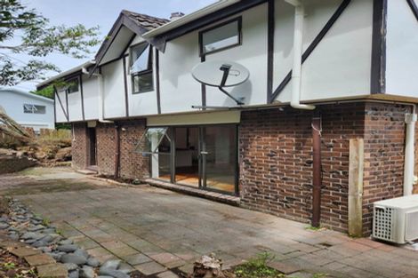 Photo of property in 1/36 Tree View Avenue, Glenfield, Auckland, 0629