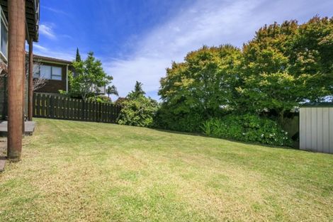 Photo of property in 2/14 Ridge Road, Waiake, Auckland, 0630