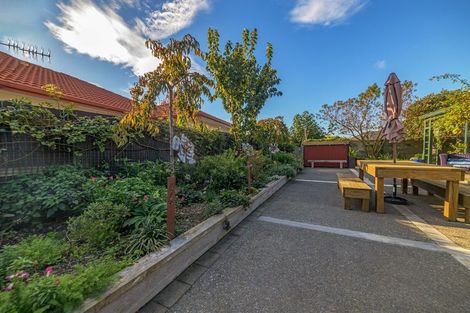 Photo of property in 1 Strachan Way, Highbury, Palmerston North, 4412