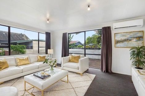 Photo of property in 45 Karen Crescent, Dinsdale, Hamilton, 3204