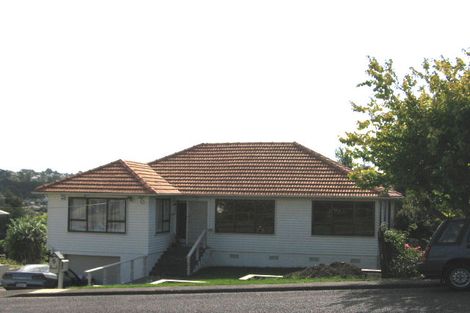Photo of property in 2/5 Howard Road, Northcote, Auckland, 0627
