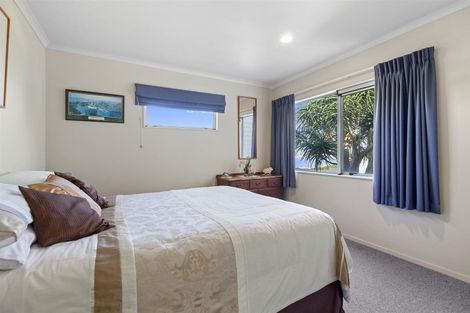 Photo of property in 77 Town Point Road, Maketu, 3189
