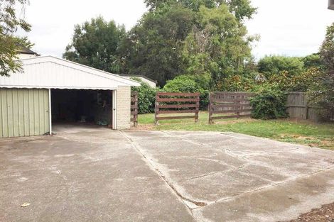 Photo of property in 10 Hampton Place, Burnside, Christchurch, 8053