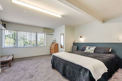 Photo of property in 10 Isel Place, Stoke, Nelson, 7011