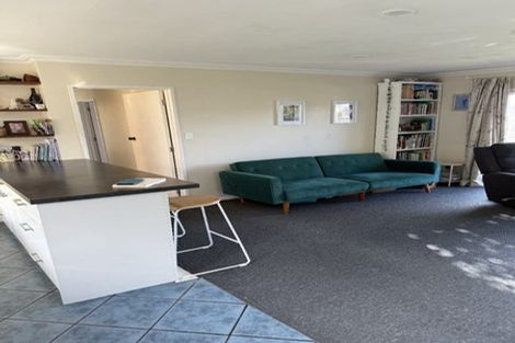 Photo of property in 1/20 Mandeville Crescent, Grenada Village, Wellington, 6037