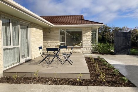 Photo of property in 10 Taupata Street, Redcliffs, Christchurch, 8081