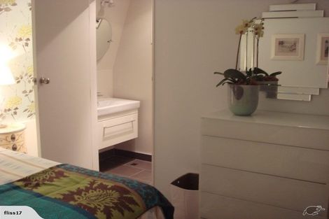 Photo of property in 3b Telford Terrace, Oriental Bay, Wellington, 6011