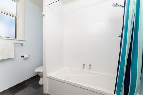 Photo of property in 19 Oakland Street, Andersons Bay, Dunedin, 9013