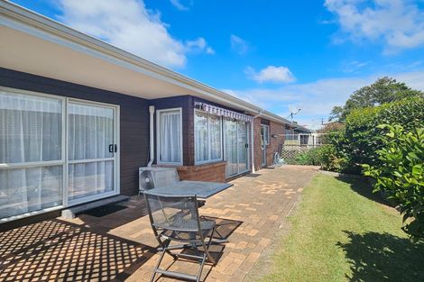 Photo of property in 30 The Grove, Red Beach, 0932
