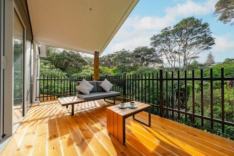 Photo of property in 41a Chamberlain Road, Massey, Auckland, 0614